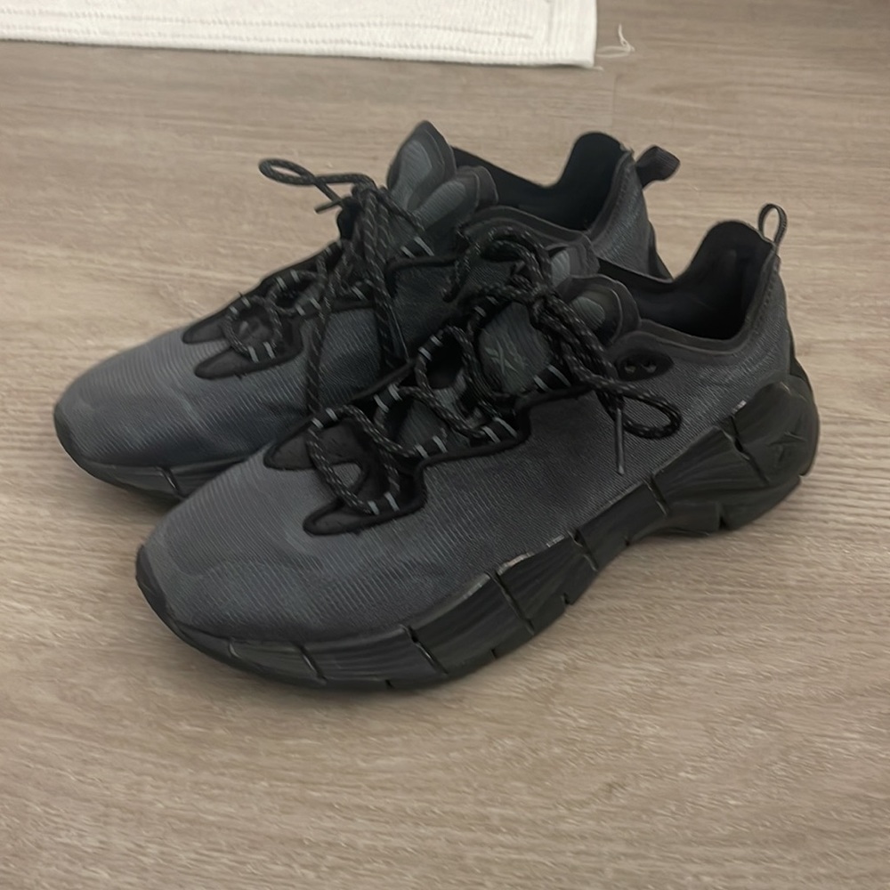 Reebok black sneakers women zig kinetica ii